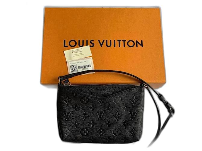 Louis Vuitton Pallas Negro Cuero  ref.392690
