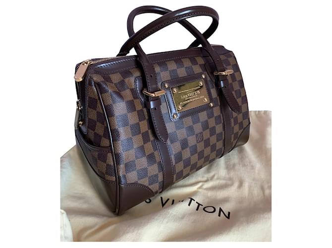 Louis Vuitton Berkeley Cloth ref.393213 - Joli Closet