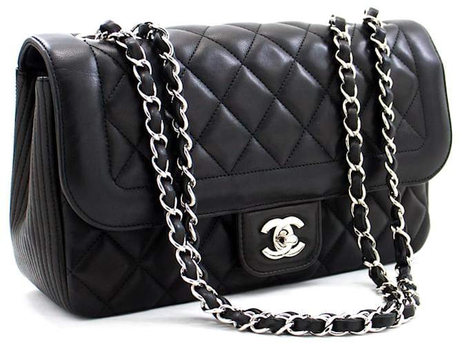 CHANEL Single Flap Silver Chain Shoulder Bag Black Lambskin Purse Leather  ref.393867 - Joli Closet