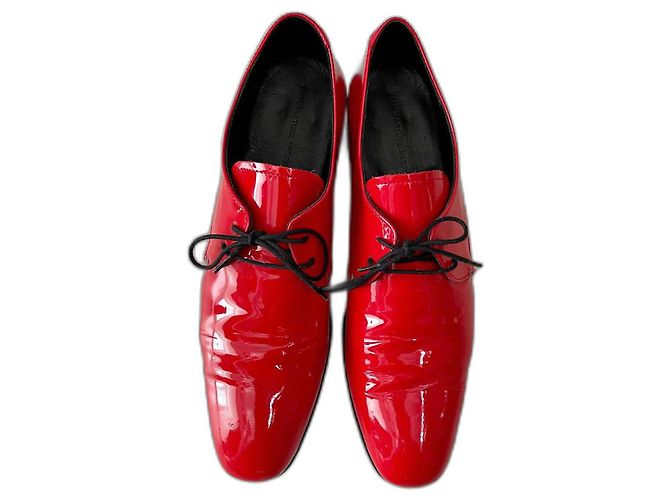 Heschung Schnürschuhe aus Lackleder rot