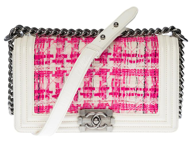 El icónico bolso bandolera Chanel Boy old mediano de edición limitada en charol blanco y tweed rosa y blanco, Guarnición en métal argenté  ref.394742