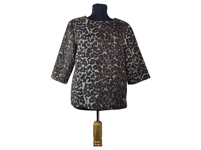 By Malene Birger Prendas de punto
