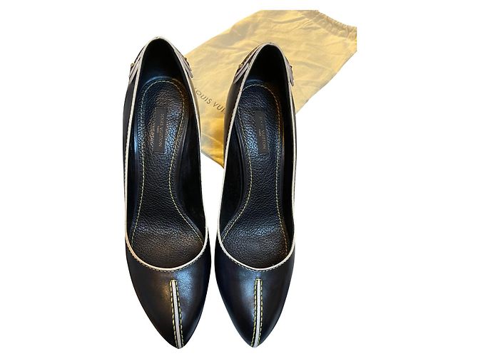 Louis Vuitton Black Leather Pumps with Gold Hardware