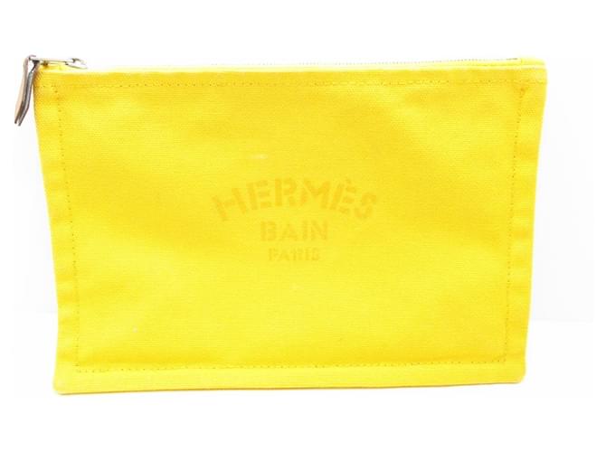 Hermès Clutch bag Yellow Cloth  ref.398223