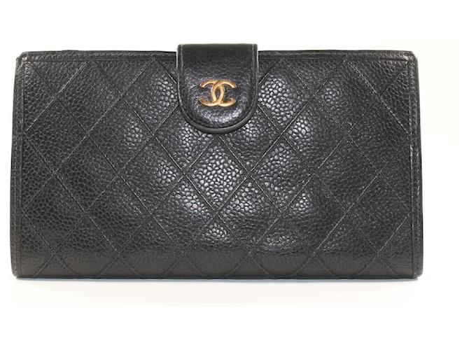 Chanel Schwarzes, gestepptes Caviar-Leder, lange Geldbörse mit CC-Logo, L Gusset 11C1021  ref.399373