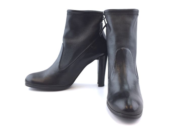 Stuart Weitzman Black Leather Ankle Mitten Plonge Boots