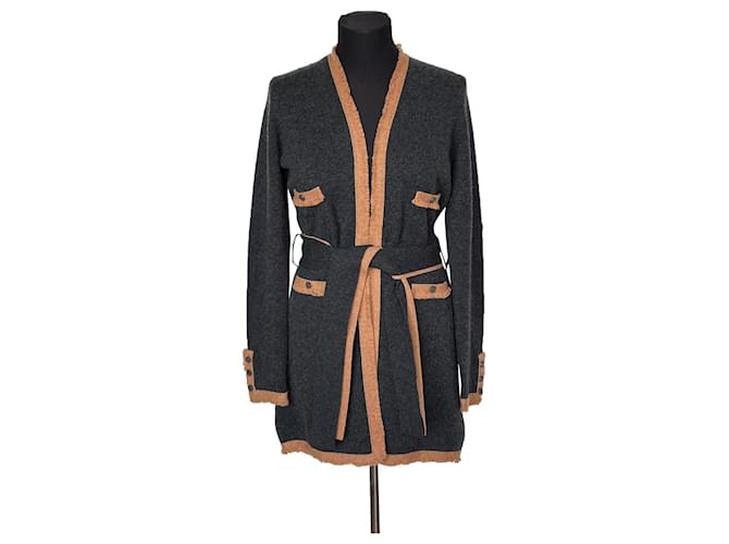 Chanel Nuevo abrigo cardi con cinturón Gris antracita Cachemira  ref.400323