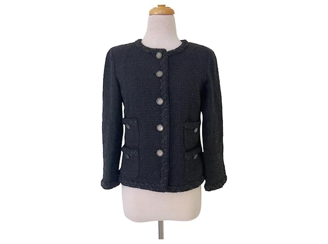 Chanel Little Black Jacket “ LBJ “ 11c Size 40 Wool  ref.400482