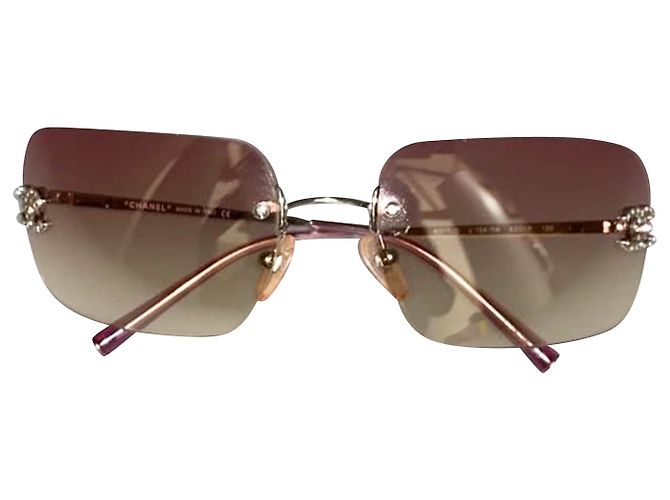 Chanel Sonnenbrille CC Aviators Rimless in Lila