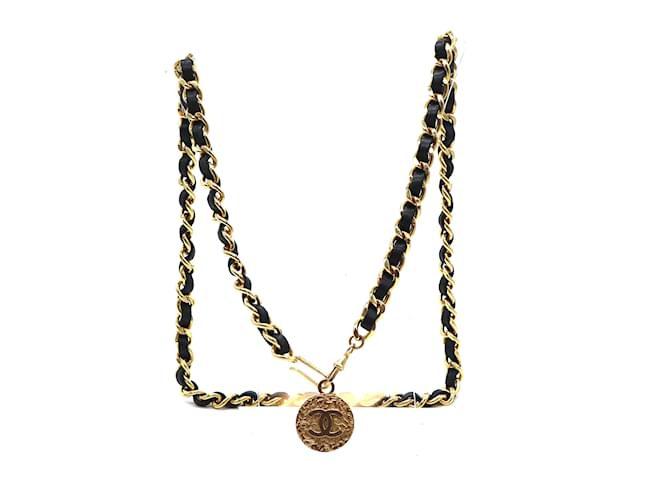Colar com cinto de corrente em couro Chanel Gold Black CC Medalhão Charm Couro Dourado  ref.402467