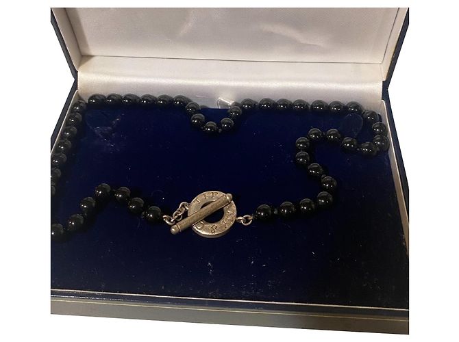 Colar Tiffany & Co de prata com esferas de ônix Preto