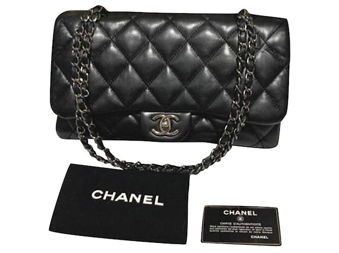 Chanel Tri compartment flap bag Black Leather ref.403940 - Joli Closet