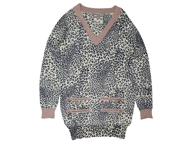 Baum und Pferdgarten V Ausschnitt Wollpullover rosa grau Pink Mehrfarben