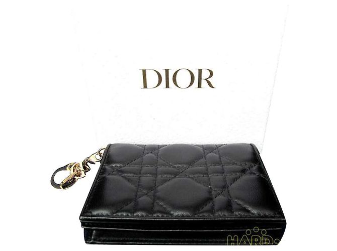 CHRISTIAN DIOR MODEL NUMBER: S0011ONMJ