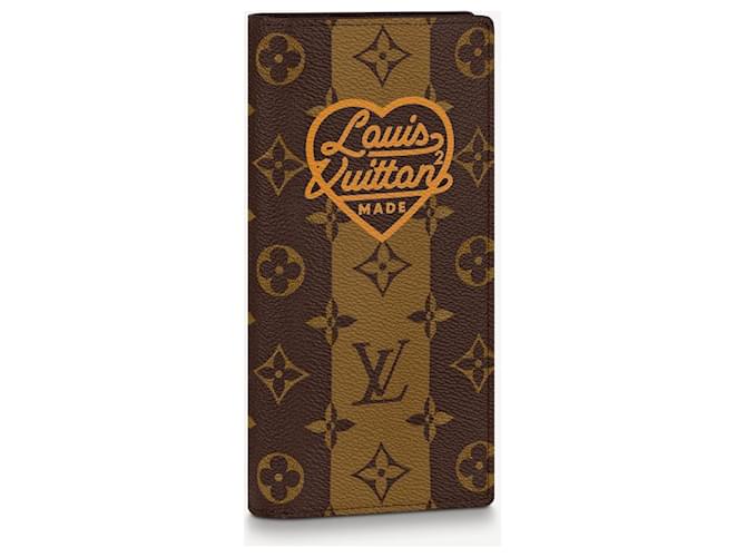 Louis Vuitton LV Brazza wallet Nigo collection Brown Leather  ref.406162