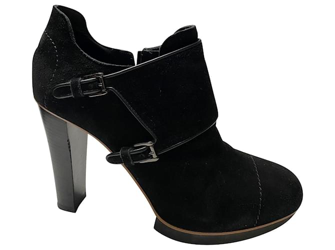 Tod's Ankle Boots in Black Suede  ref.406642