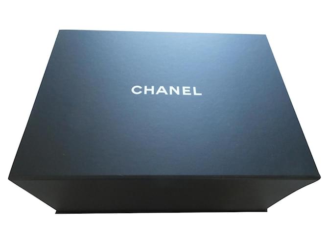leere Chanelbox für Handtasche mit Staubbeutel Schwarz  ref.407054