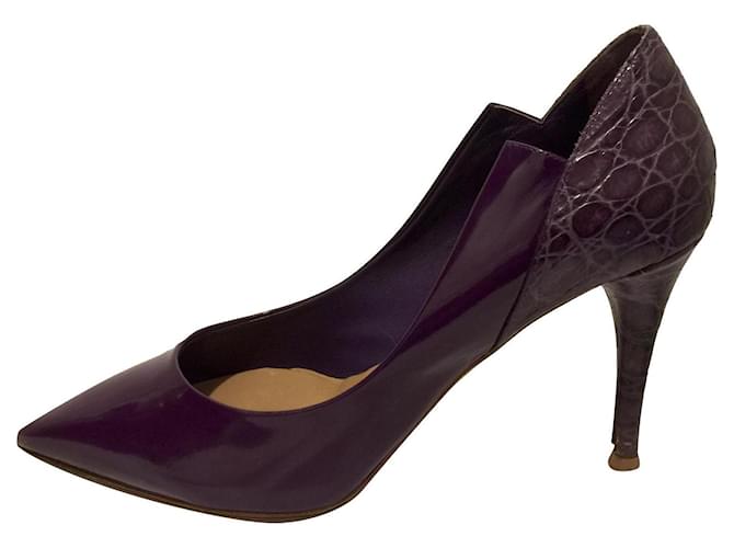 Chloé Patent leather pumps in dark purple  ref.407091