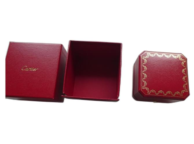 nueva caja de anillos Cartier con caja superior Roja  ref.407391
