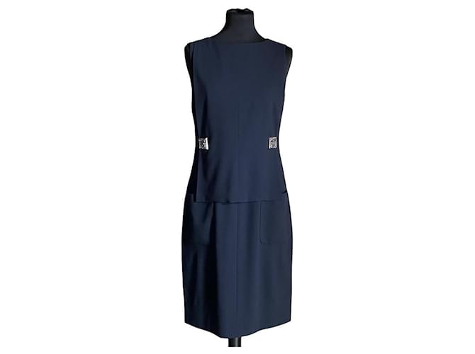 Chanel Dresses Navy blue Viscose  ref.407735