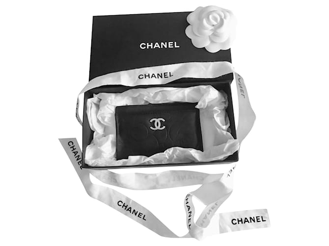 Chanel carteira de cartão Preto Couro  ref.408268