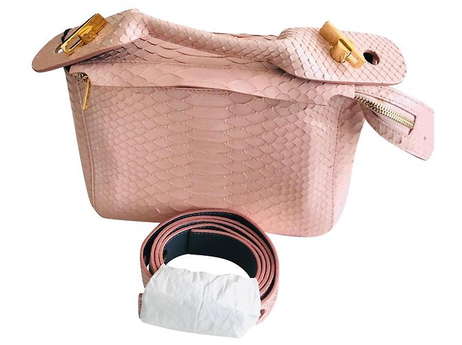 Bolsa Sophie Hulme Bolt em couro de python rosa