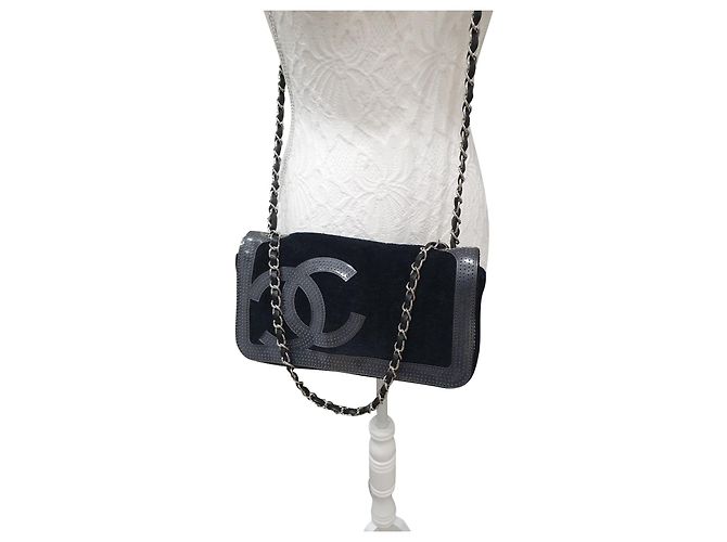 Borsa a mano Chanel Timeless in tweed nero