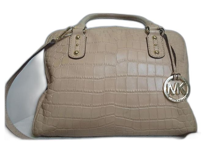 Bolso Michael Kors de piel charol beige estilo croco