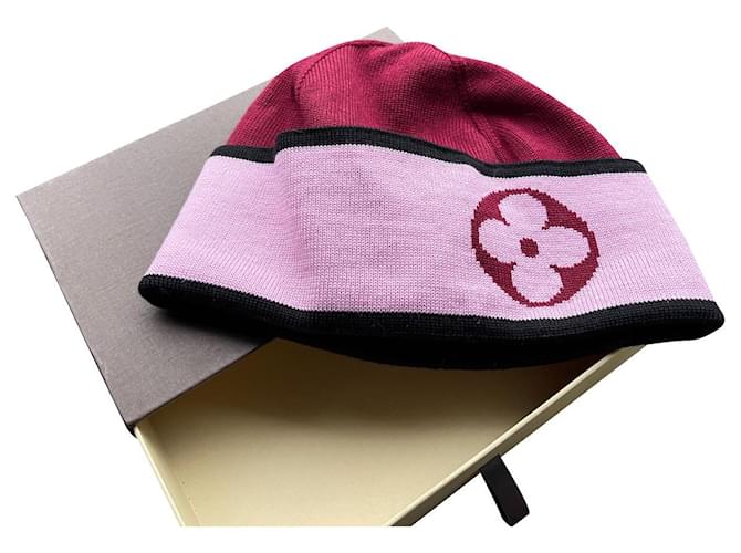 Louis Vuitton Hats Pink Dark red Wool  ref.410041