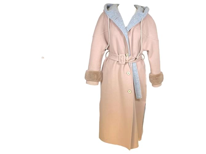 Fendi coat in taupe wool with hood and mink cuffs White Cream  ref.410107