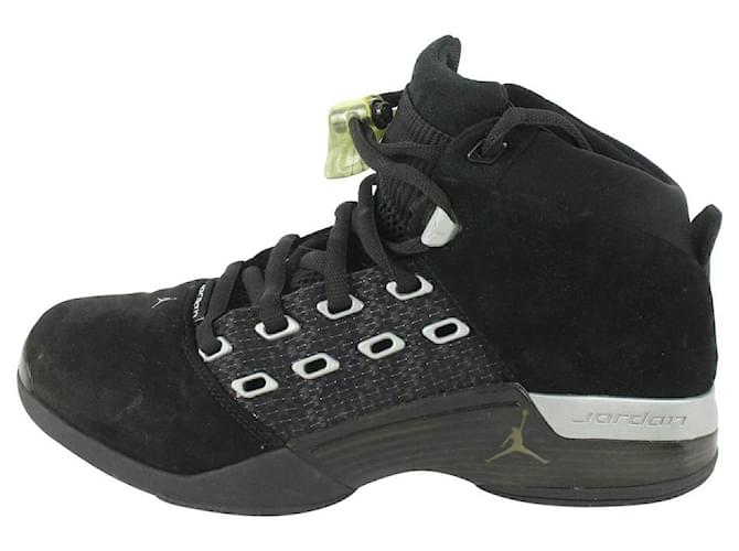 Nike 2008 de los hombres 8 US Negro Plata Cuenta Regresiva Air Jordan 17 XVII ref.410469 Joli Closet
