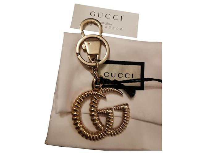 Outras joias Gucci Dourado Aço  ref.410876