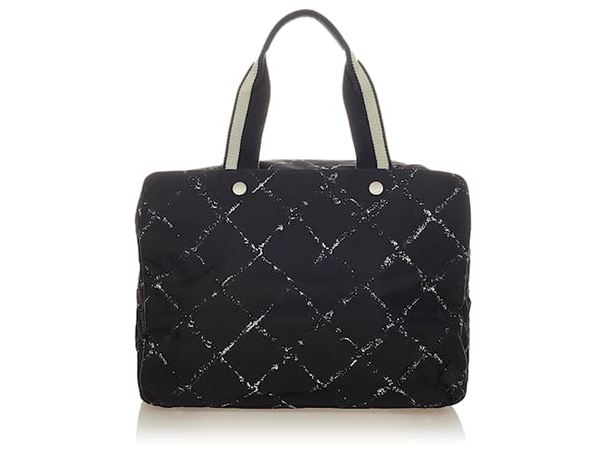 Chanel Black Old Travel Line Nylon Handbag White Cloth  ref.411528