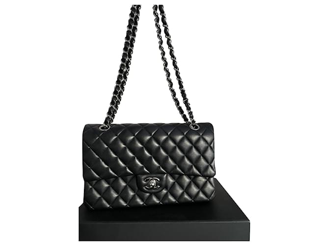 2.55 Chanel TIMELESS Black Fur  ref.411833