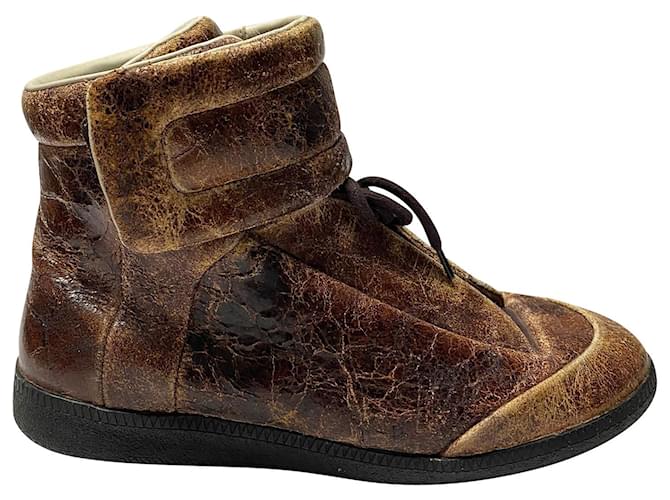Maison Martin Margiela Maison Margiela Distressed Future High Top Sneakers in Brown Leather  ref.411921
