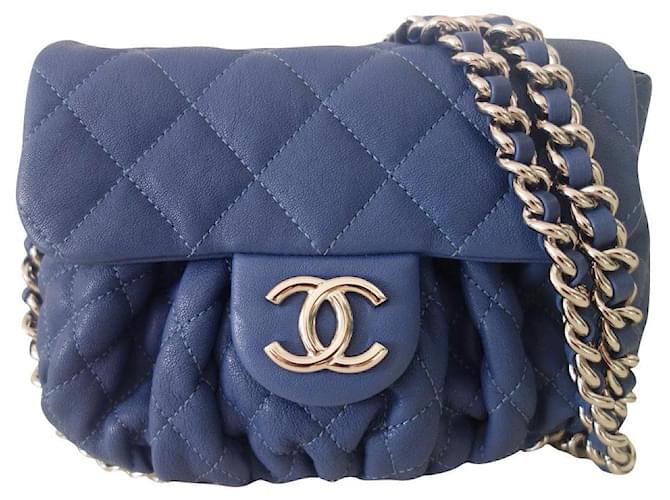 Corrente Chanel em volta da bolsa Azul Couro  ref.412312