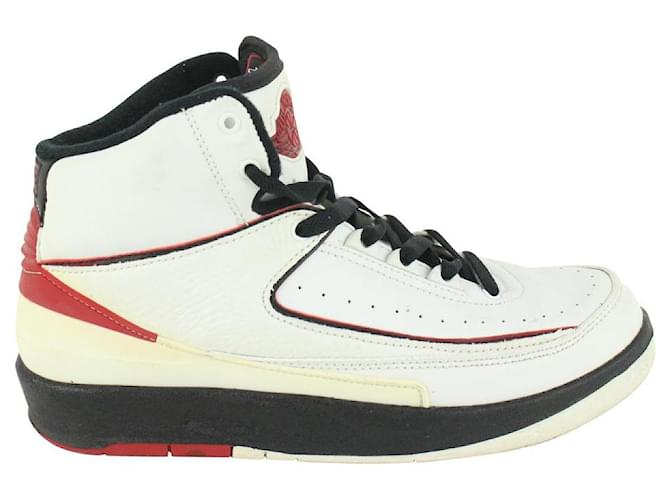 Nike "2004 Jeunesse 5.5 Blanc Feu Rouge Noir Chicago Air Jordan II 2   ref.413026