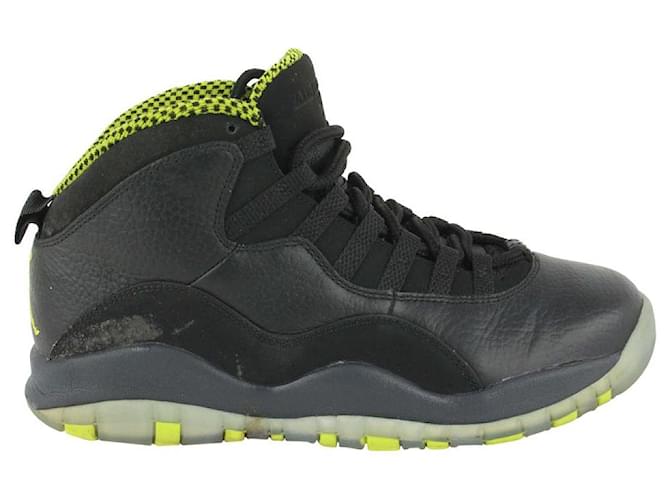 Nike 2014 de los hombres 8.5 Estados Unidos Negro Verde Veneno Air Jordan XI 11   ref.413029