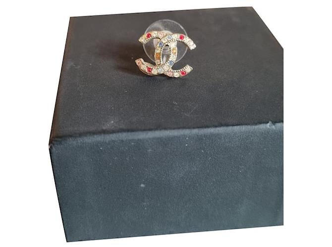 Ein Chanel-Ohrring Metall  ref.413063