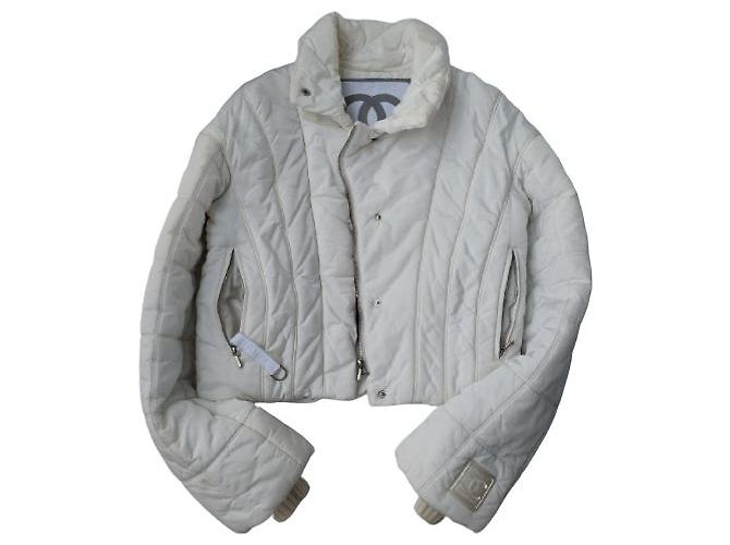 Chanel 00A 2000 Fall runway Karl Lagerfeld SKI JACKET White