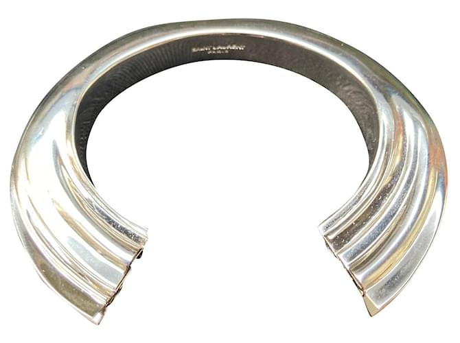 Manschettenarmband mit erhabenem Saint Laurent-Monogramm und Initialen Silber Metall  ref.413557