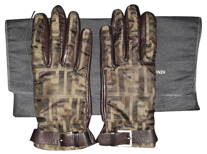 Pair of Fendi T gloves 8 It Brown Leather  ref.414098