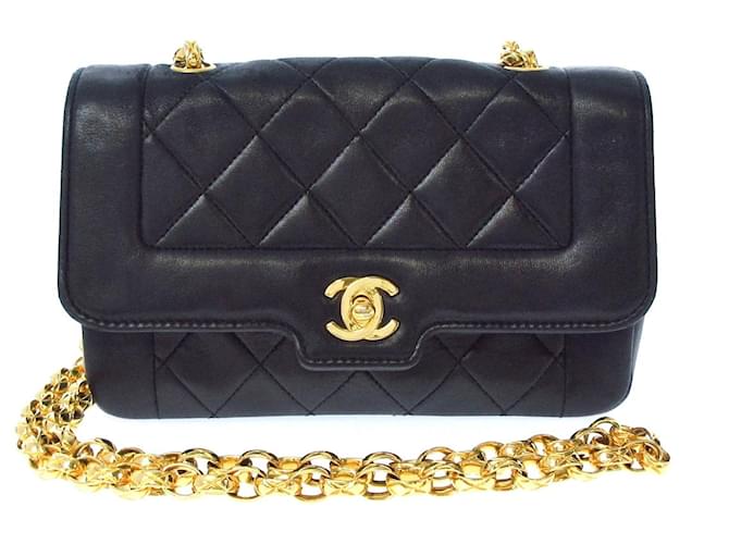 Chanel Matrasse Black Leather  ref.414146