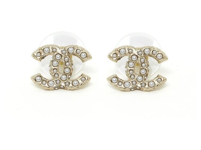 J&CO Jewellery Baby Pearl Stud Earrings