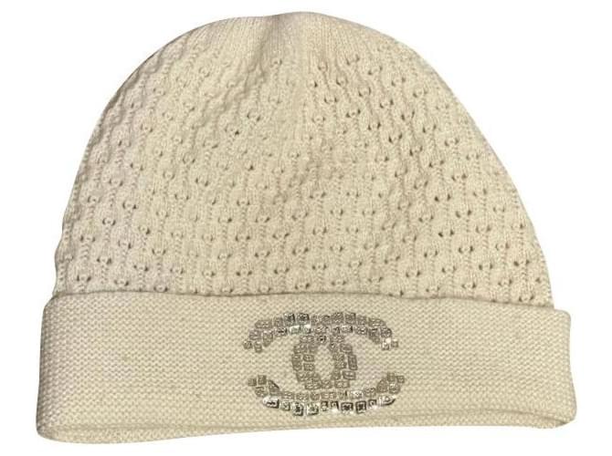 Shop CHANEL 2023 Cruise Hat (AA8850 B10087 NM157) by ShopSerene