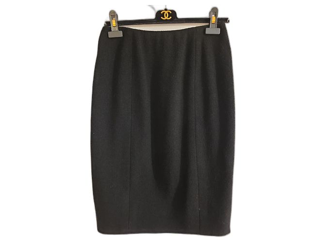 Saia Chanel de tweed de lã preta Preto