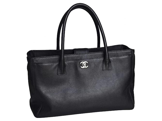 Chanel Tote Shopping Bag Black Leather  ref.418594