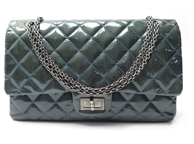 Chanel handbag 2.55 JUMBO IN PATENT LEATHER QUILTED BANDOULIERE HAND BAG Blue  ref.418805