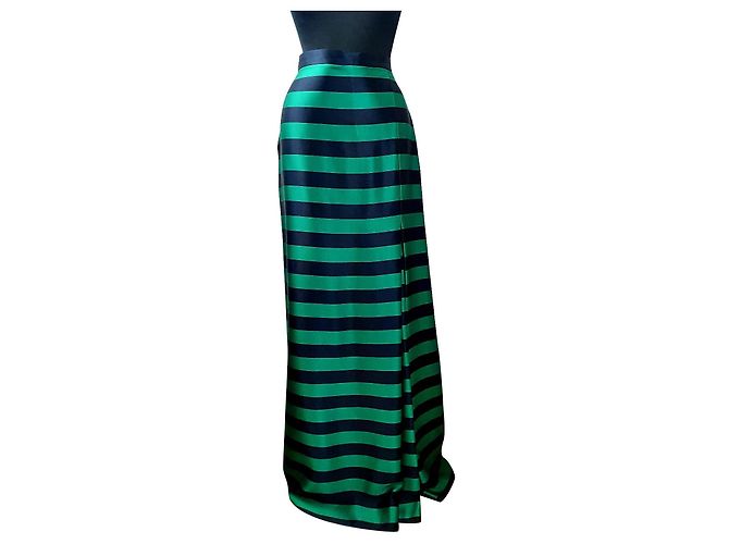Falda larga Carolina Herrera de seda a rayas verde y negro