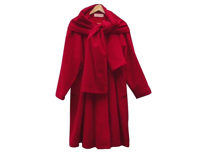 Autre Marque Abrigo de lana rojo con cuello grande Roja
